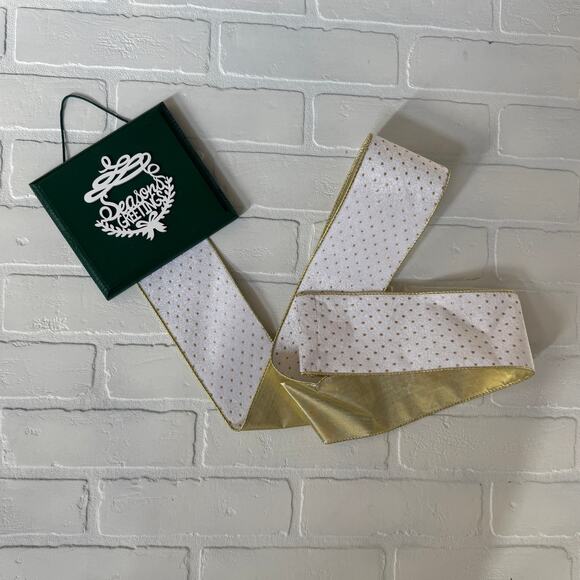 Seasons Greetings Holiday Card Holder Green Wooden Topper Gold Sparkle Ribbon - Picture 4 of 6